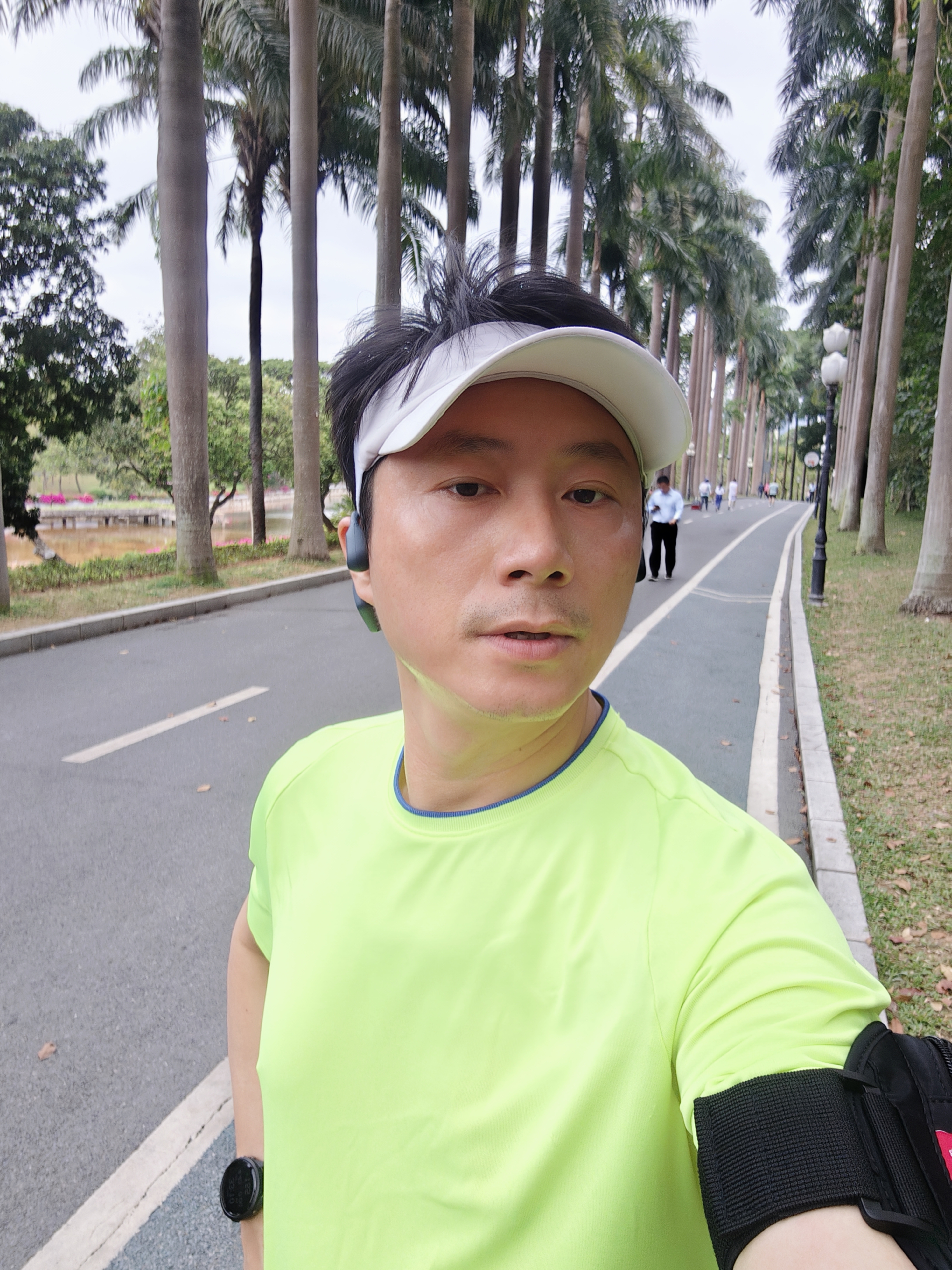 汪宏彬头像